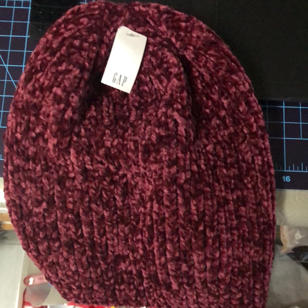 GAP Maroon Knit Beanie